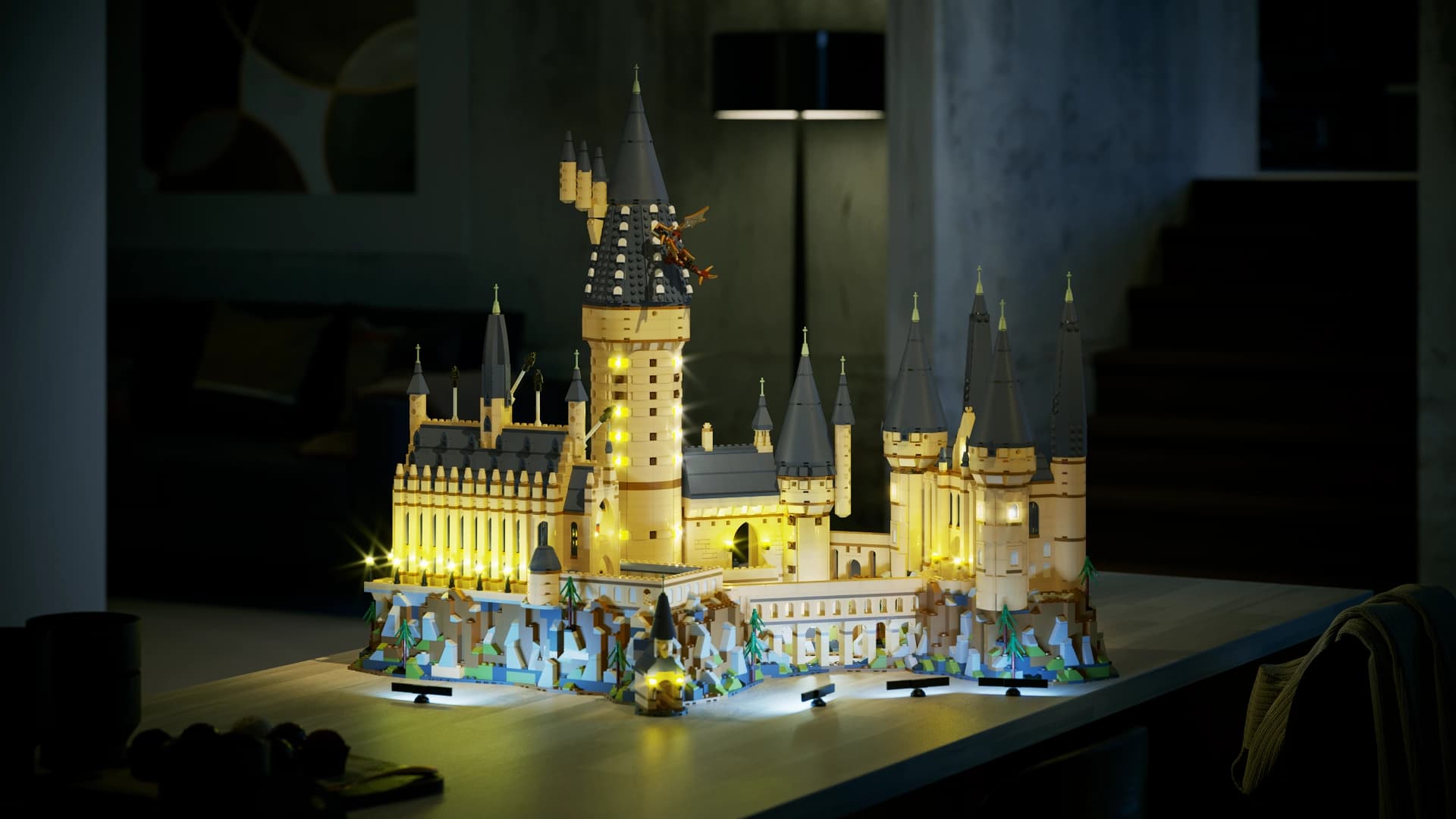 Light My Bricks still 8